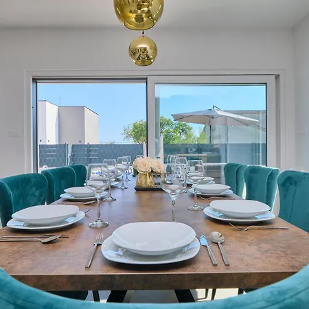 Adria Dream By Litto * Kastela