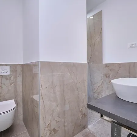 Adria Dream By Litto *