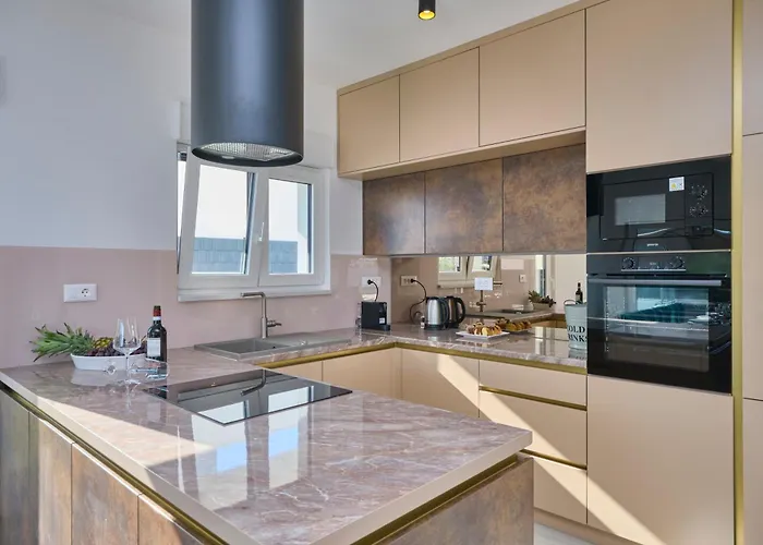 Adria Dream By Litto Kaštela